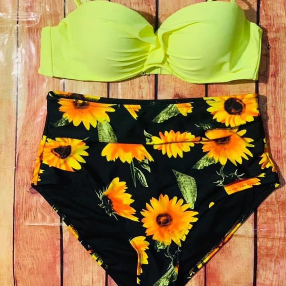 Sunflower suit w tummy cover